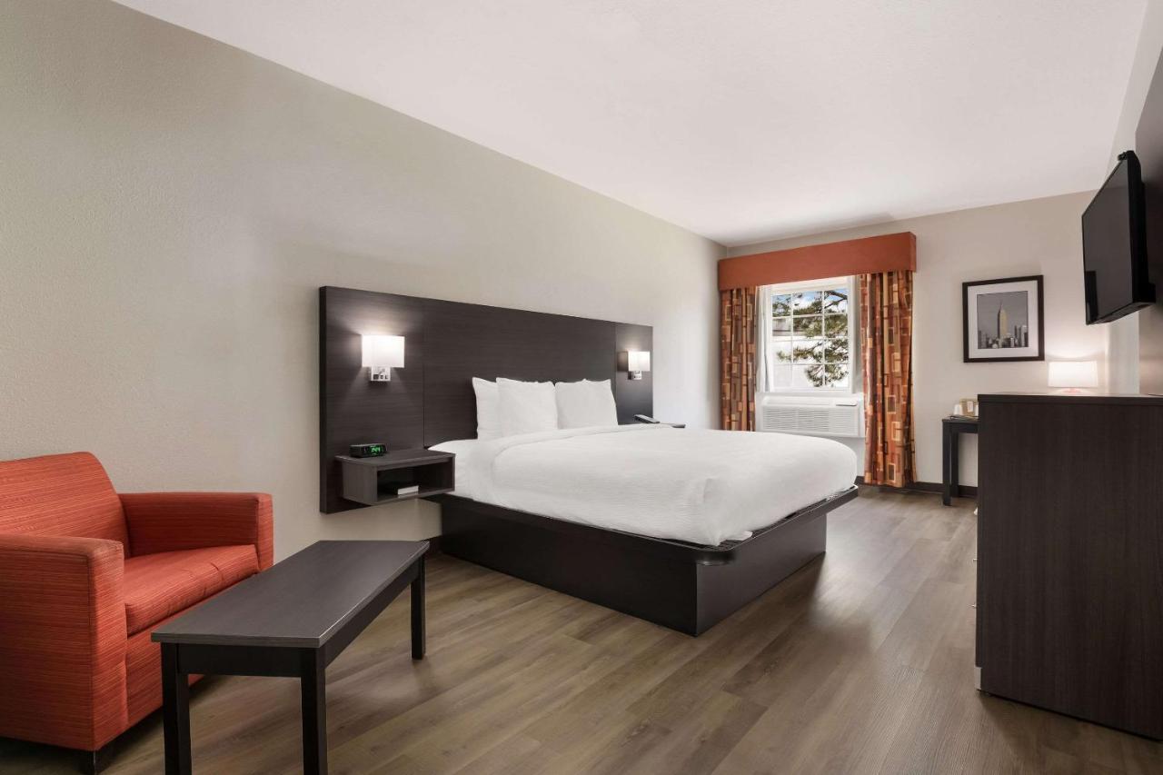 Quality Suites I-44 Тълса Екстериор снимка