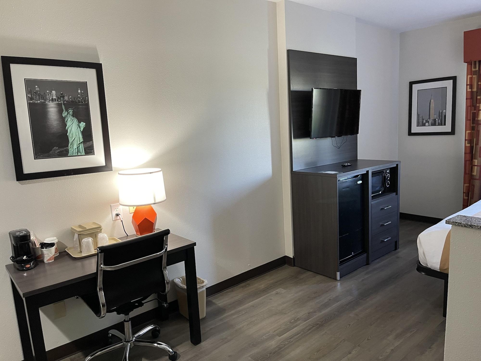 Quality Suites I-44 Тълса Екстериор снимка